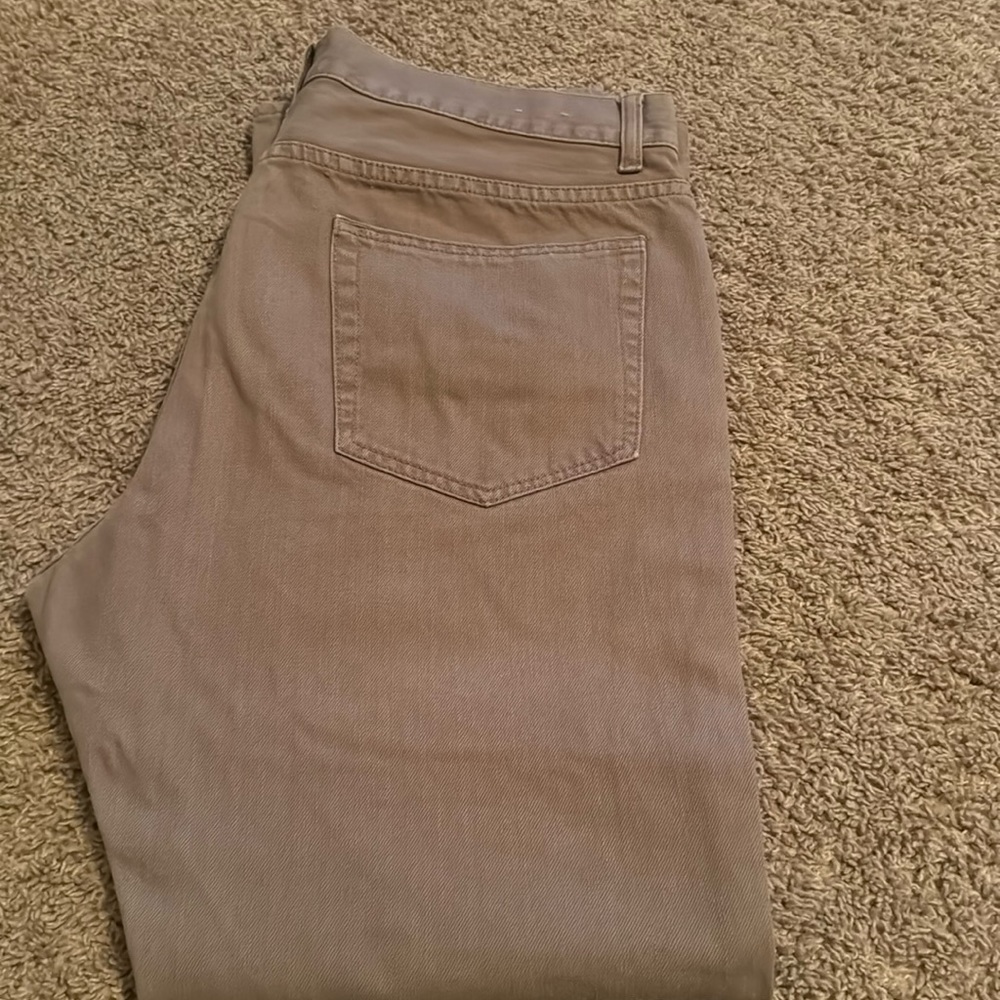 Men’s grey J Crew slim straight jeans